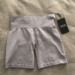 NVGTN Pro Shorts in Gray